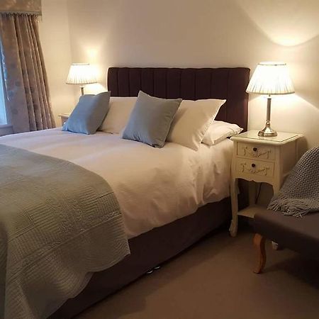 Crofters Guest House Witney Extérieur photo