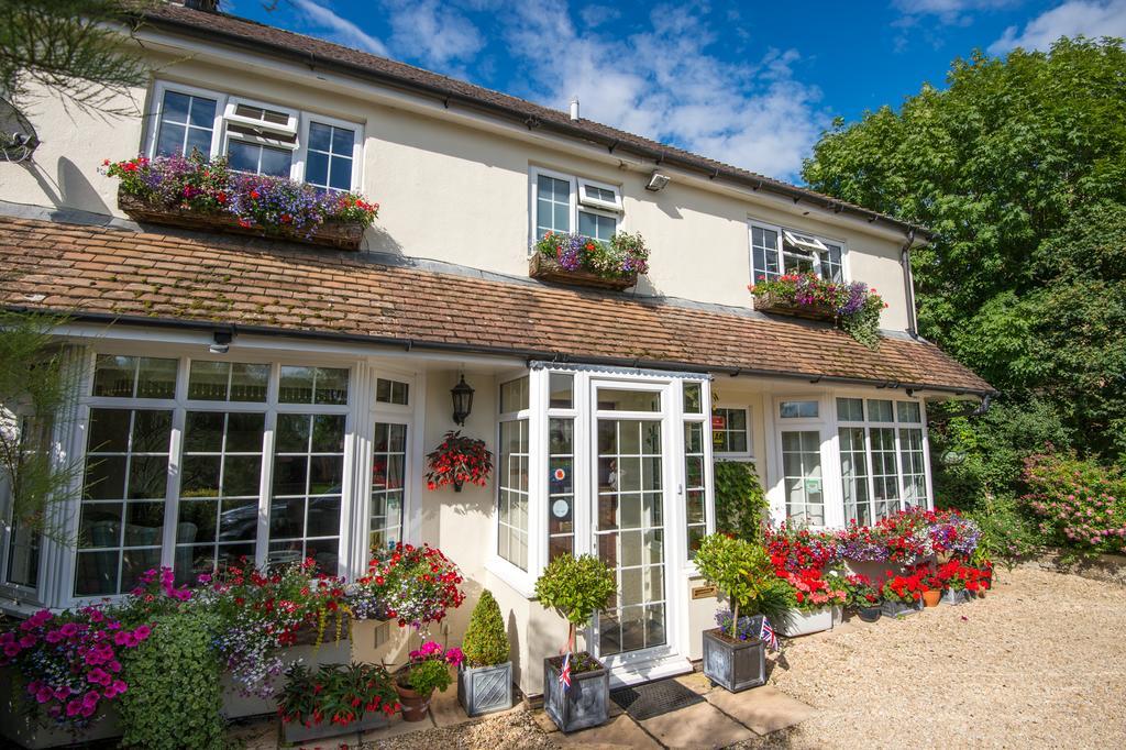 Crofters Guest House Witney Extérieur photo